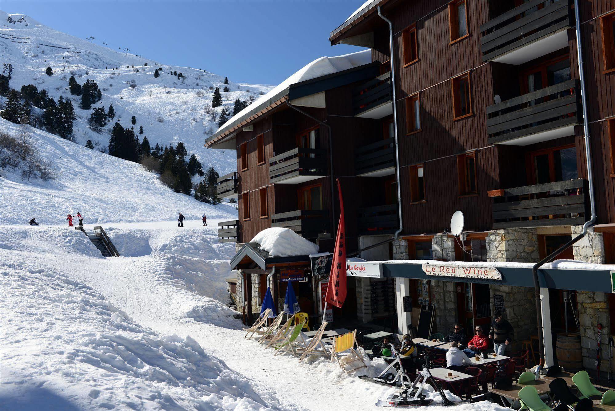 Residence Odalys Le Hameau Du Mottaret Meribel Exterior photo